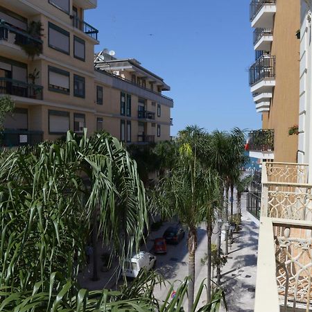 Maria Vittoria Charming Rooms And Apartments Brindisi Exterior foto